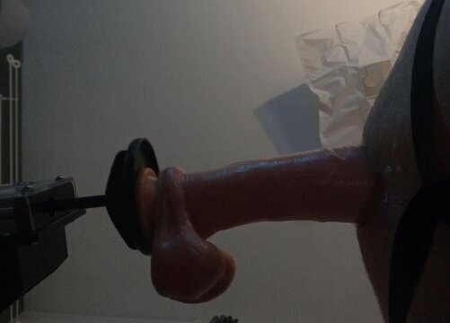 Fuck machine gode Si-ignite Bottomtoys