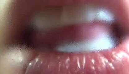 Lela Beryl's foot tease