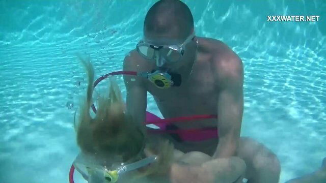 David Samantha Cruz underwater hardcore
