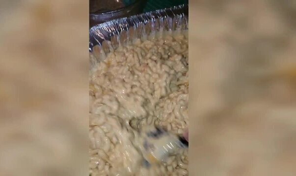 DONT BURN THE MACARONI AN CUM.!!