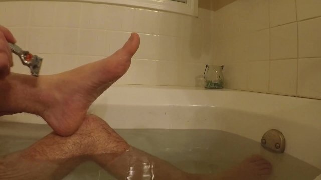 Shaving Feet Bathtub
