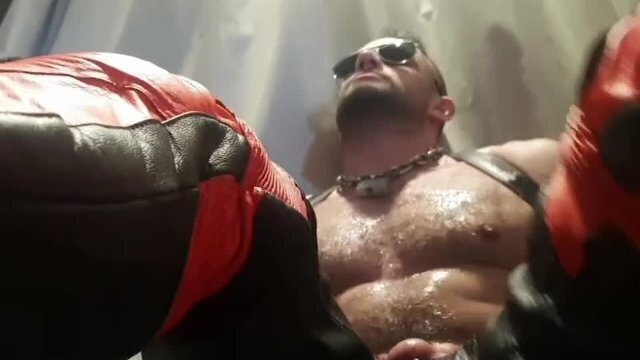 Preview leather Dainese Bike Pants muscle hunk flexes (Paul Europe