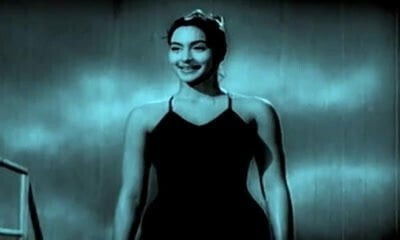 Hottest bikini models boob photo shoot