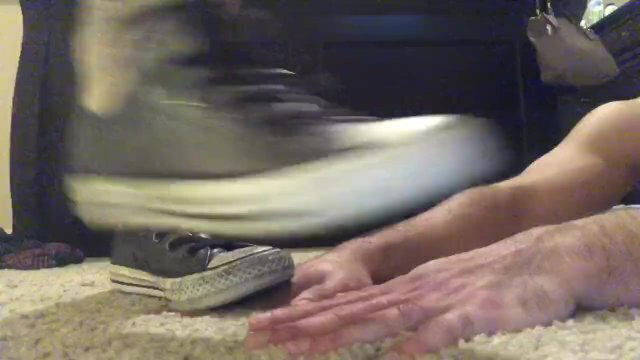 Hand Trample Tennis Shoes