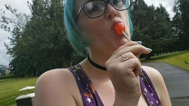 only lollipop you'll want lick this Valentines Day: Candy fetish