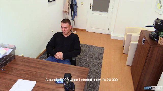 DIRTY SCOUT Personal Trainer Looking Gets Fucked