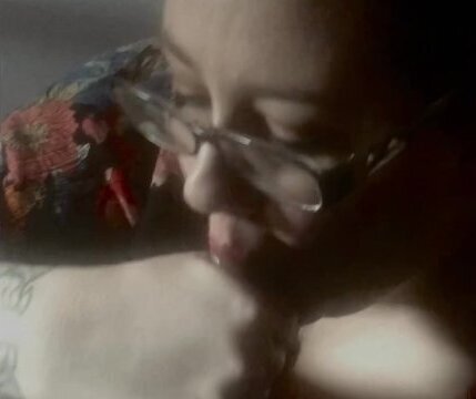 Amateur BBW sucks BBC