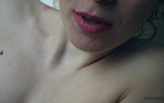 Пока дальнем плаванье жена потаскуха трахается курьером яндекс