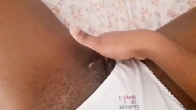black girl playing with pussy