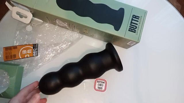 Tactical Dildo Plug BUTTR Unboxing