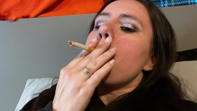 Story Time: SCHOOL THREESOME EXPERIENCE