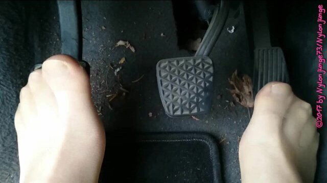 Füße Sportschuhen Auto Spaß