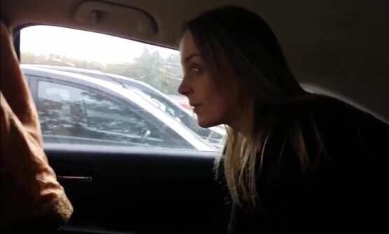 Risky Park Sex, lick blowjob