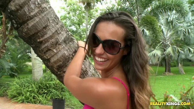 RealityKings Kelsi Monroe bounces