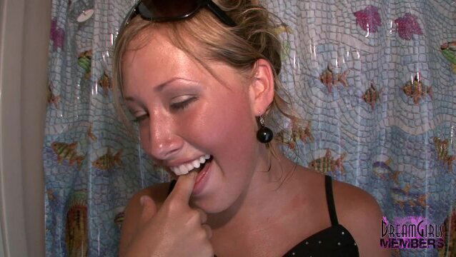 Private Video Bikini Girl Fingers Pussy Bathroom