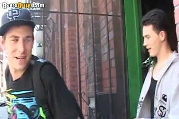 Hot Amateurs Into Bukkake