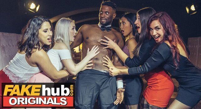 LADIES CLUB Love Lovita Fate facial strip club threesome