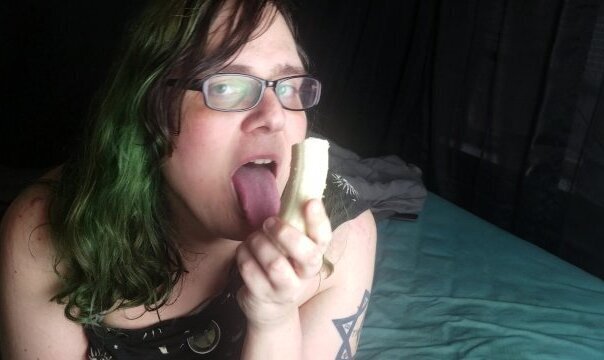 Trans Girl Seductively-ish eats banana. UHD)