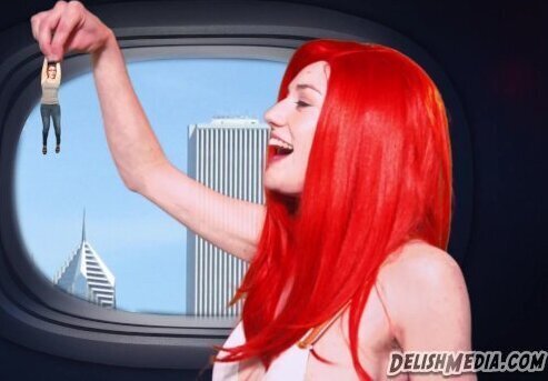 Giant Alien Girl eats Humans