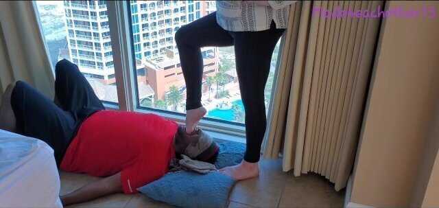 FOOT WORSHIP FOOT GAGGING FOOT SLAPPING QUARANTINE IN CONDO 