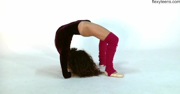 Ocean gymnast brunette with small