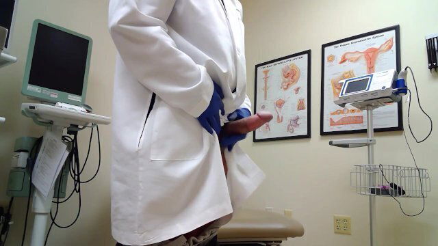 Doctor tries make then cums
