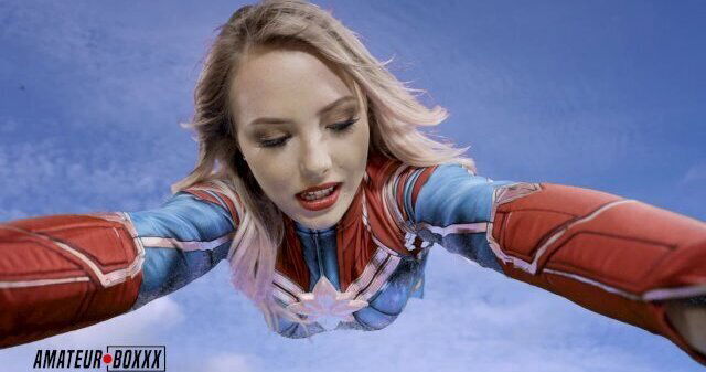 Captain Marvel gets Mesmerized & Fucked by Lex Luther - Amateur Boxxx