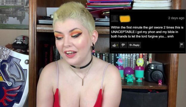 VLOG Reading More Pornhub Comments!