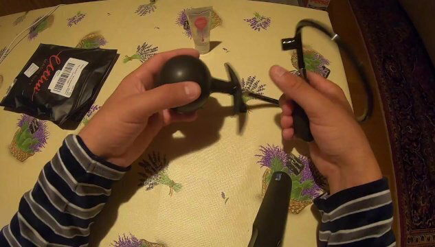 Unboxing Inflatable Plug