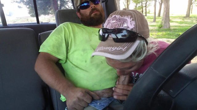 Sukie gives blowjob while driving part