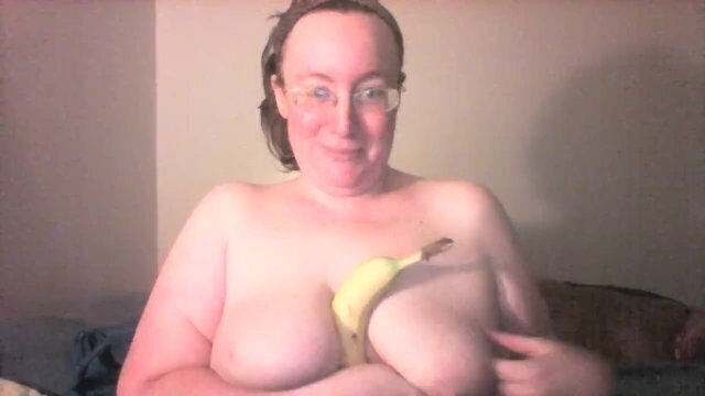 Online Girlfriend Part Bananas
