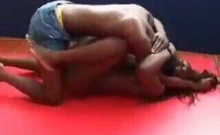 Ebony cat fight - Tango vs Zambia