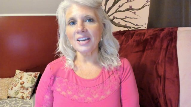 Curvy MILF Rosie Explains: Fetish