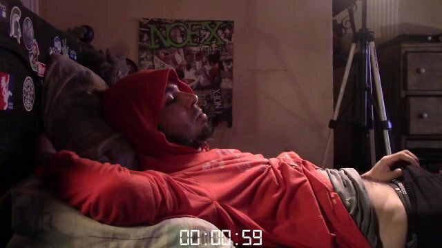 Watching Porn Quarentine Session Cumshot