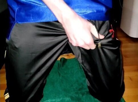 Jerk through Puma trackies