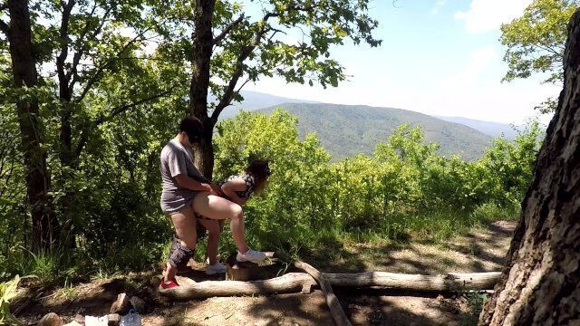 Публичный горе, кунилингус спермапоцелуй