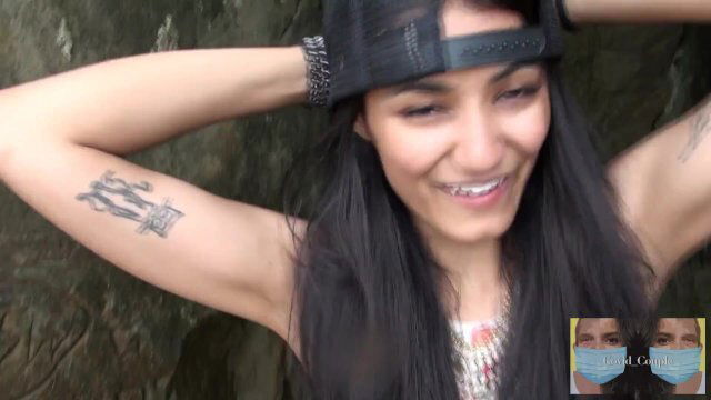 Model lives Beach Cave