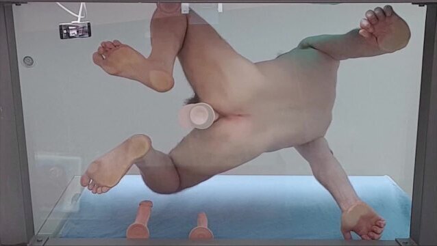 Training glass bridge