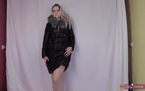 teen girl just dancing down jacket Porn (Video Down Jacket Lovers)