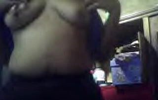 FILIPINA GRANDMA MERLEN DELA VICTORIA 53 SHOWING HER BOOBS