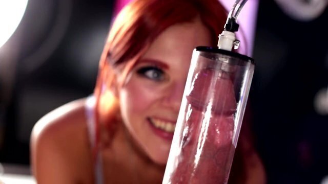 First Time Penis Hand Devyn Cunnilingus King