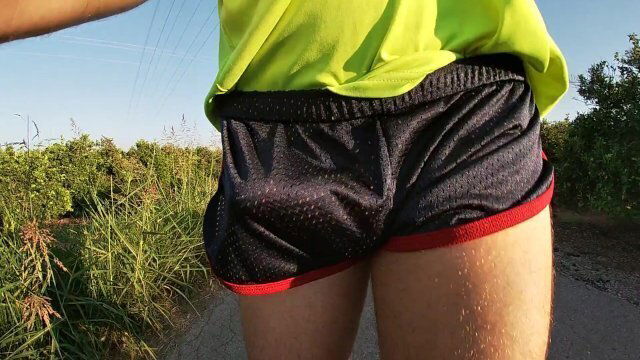 polla shorts deporte ajustados brillantes sitio publico