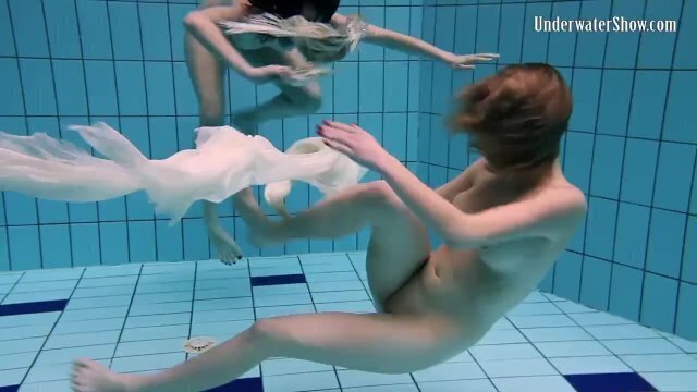 Andrejka Anetta underwater lesbians