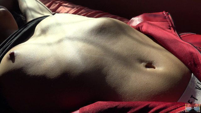 girl *sensitive belly button* Naval Orgasm