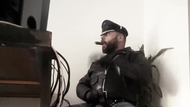 Cigar, leather wank