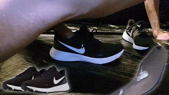 hard inside sexy Nike Sneaker