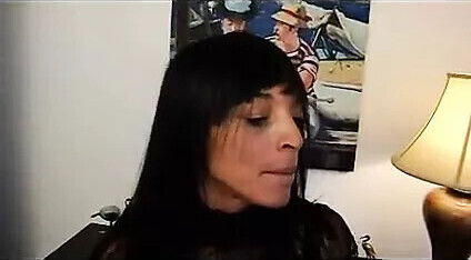 FRENCH CASTING brunette babes fisting strapon