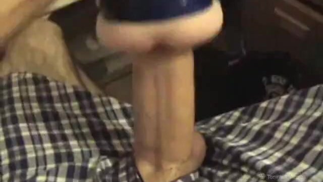 College Student Loose Boxers Jerks With Fleshjack