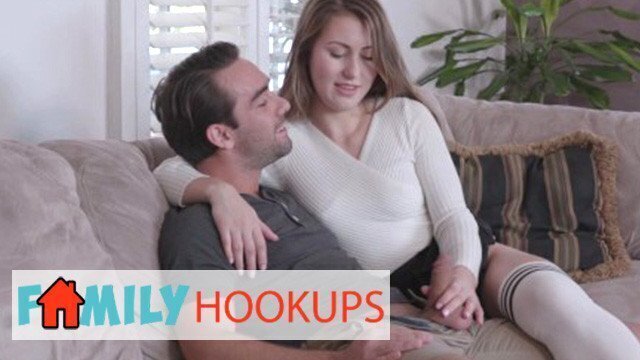 Family Hook Step Kleio Valentien Taught Step Daughter Paige Owens Gives Blowjob