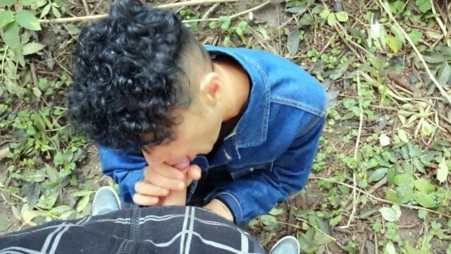 Twink knees sucks dick gets face mouth public